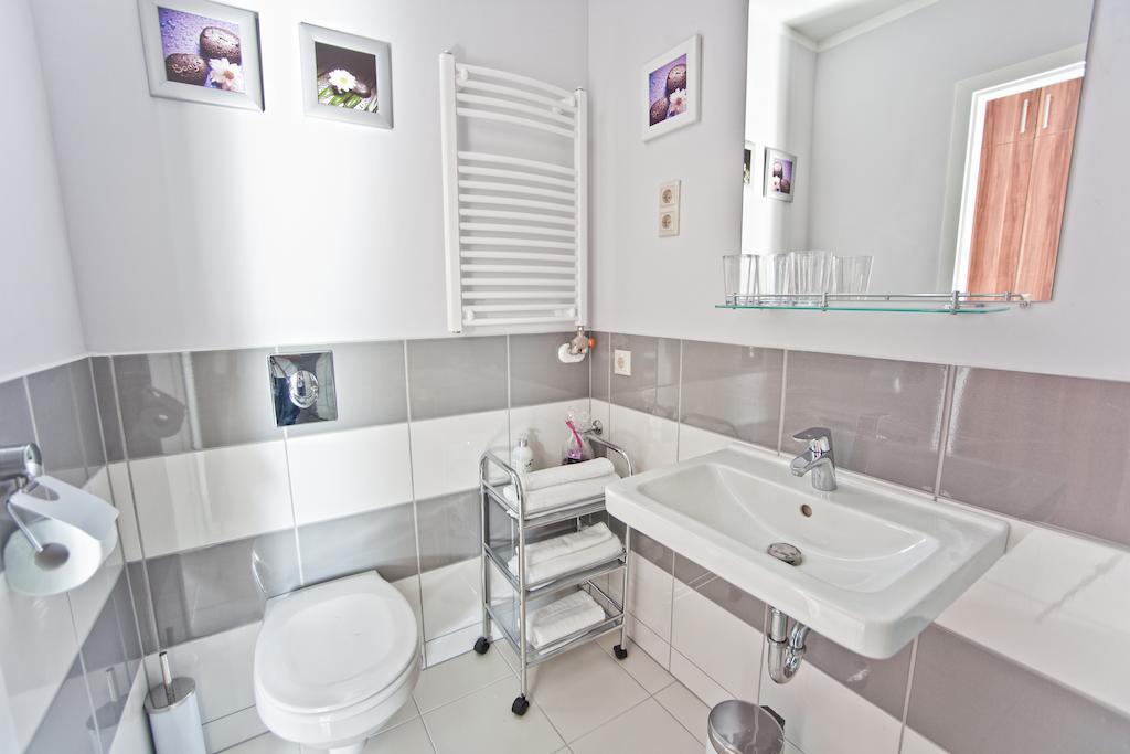 Sárvár Cecilia Apartman 아파트 객실 사진